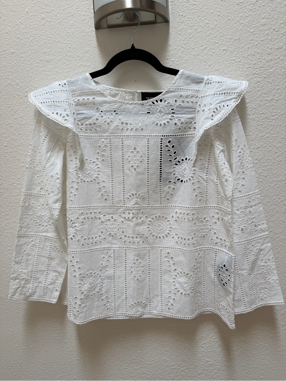 Chic White Eyelet Cotton Ruffle-Shoulder Top - Women
